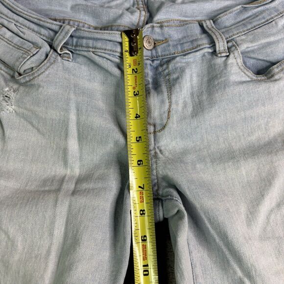 Old Navy Women Size 6 Blue Mid Rise Boyfriend Insulated Light Wash Stretch Jean - Picture 6 of 9